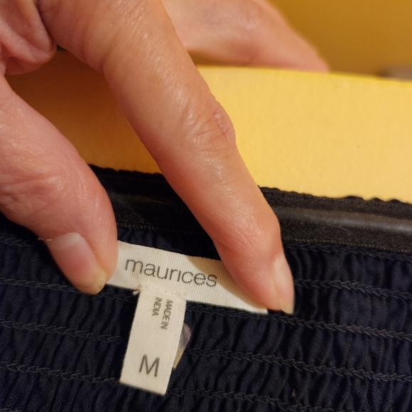 Maurices medium navy jumpsuit with slit pant legs that ties at bottom. - Picture 2 of 5